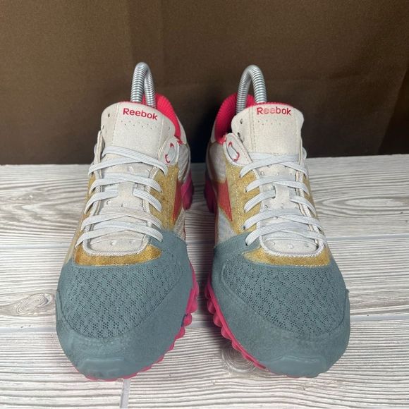 Reebok Real Flex Womens Pink Multi Running Shoe Athletic Sneaker Size 6.5 - Picture 2 of 8